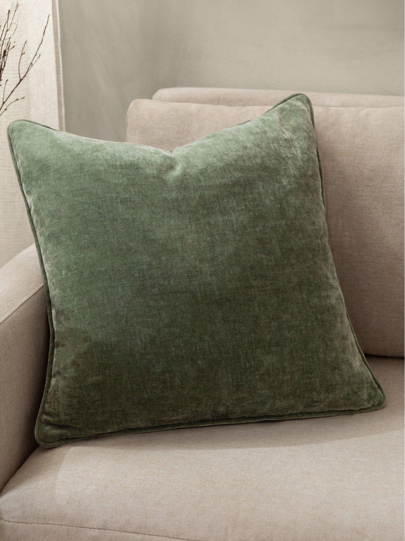 Yard Heavy Chenille 50x50 Polyester Cushion