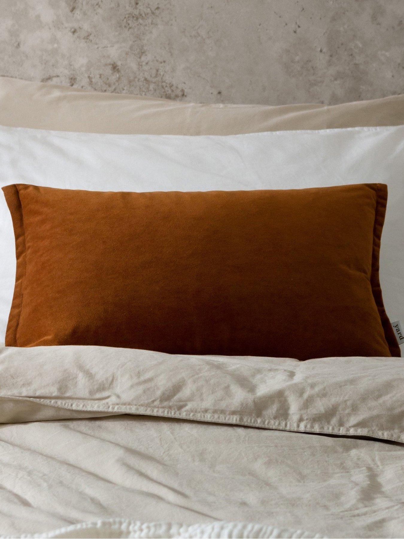 Yard Merton Polyester Cushion