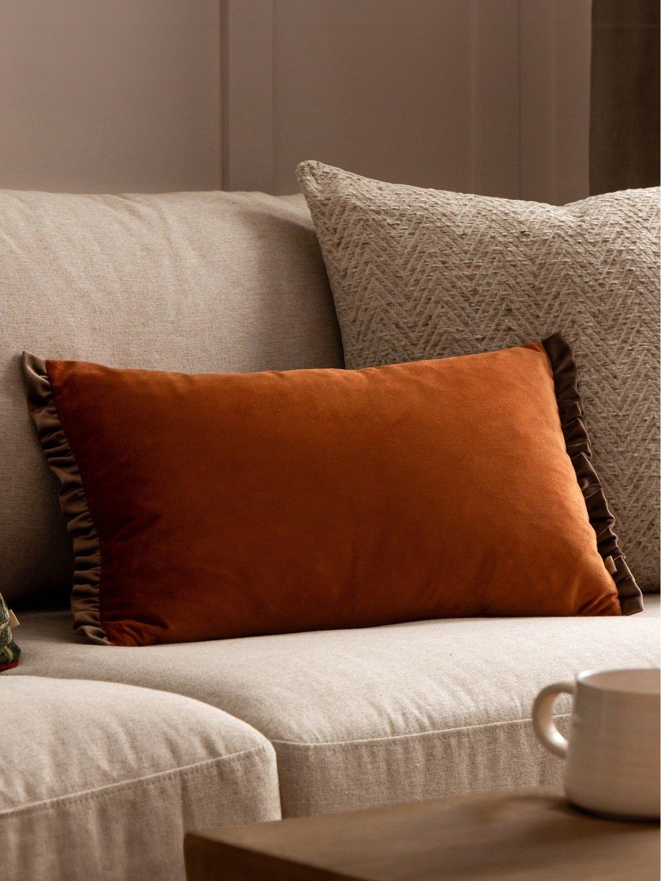 wylder-tilly-polyester-cushion