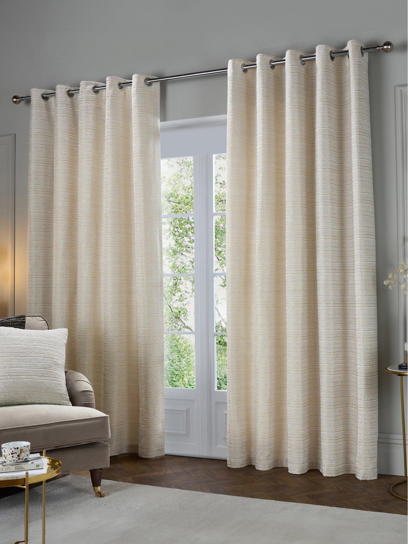 paoletti-jupiter-eyelet-curtains