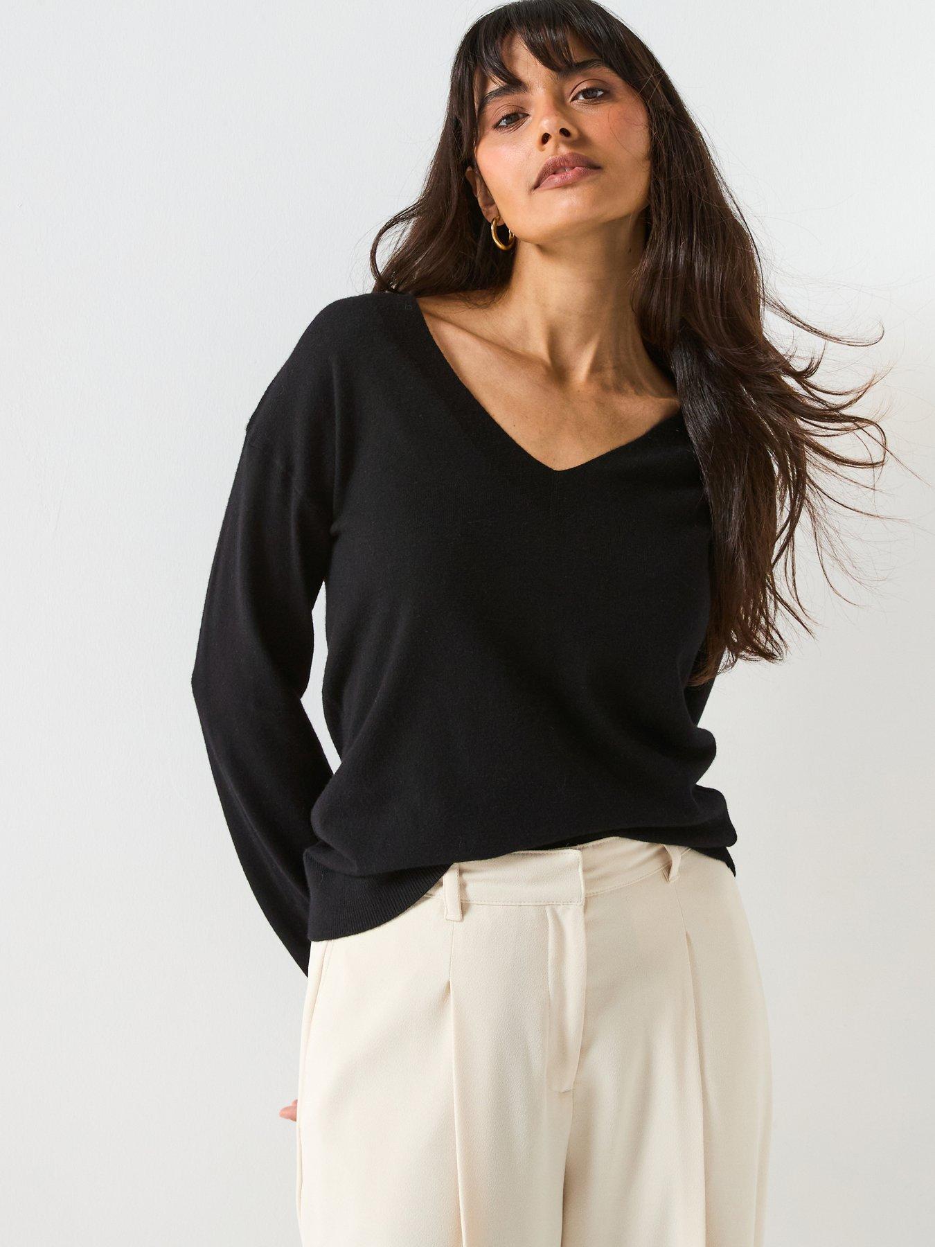 the-very-collection-classic-comfort-v-neck-jumper-black