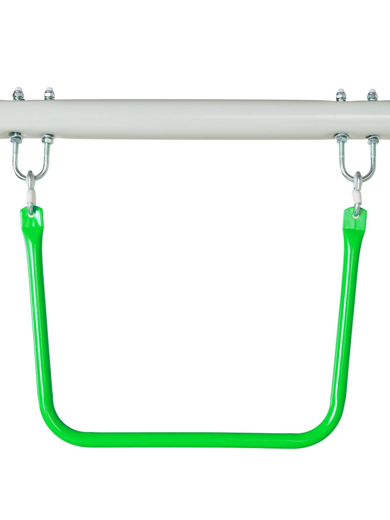 sportspower-swing-monkey-bar-standing-swingdetail