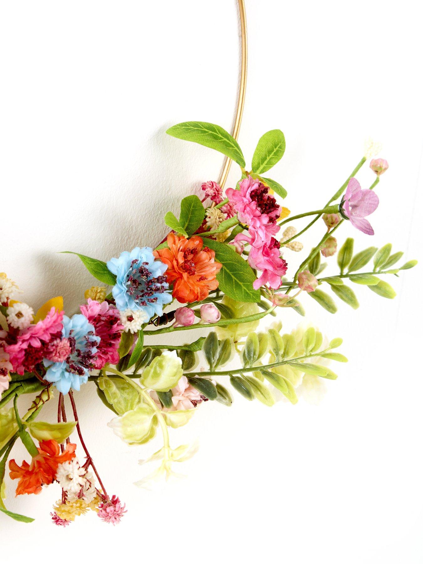 the-very-collection-meadow-flowers-wreathnbsp--30cmoutfit