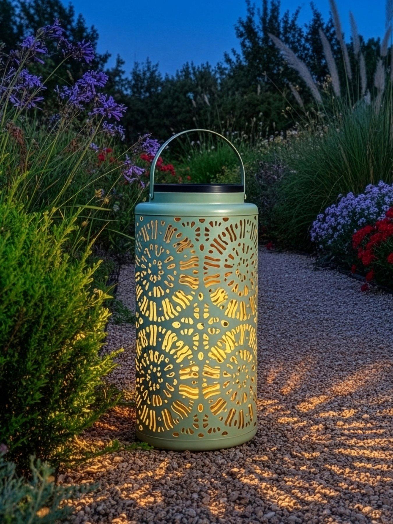the-very-collection-32cm-mesh-solarusb-lantern-greenfront