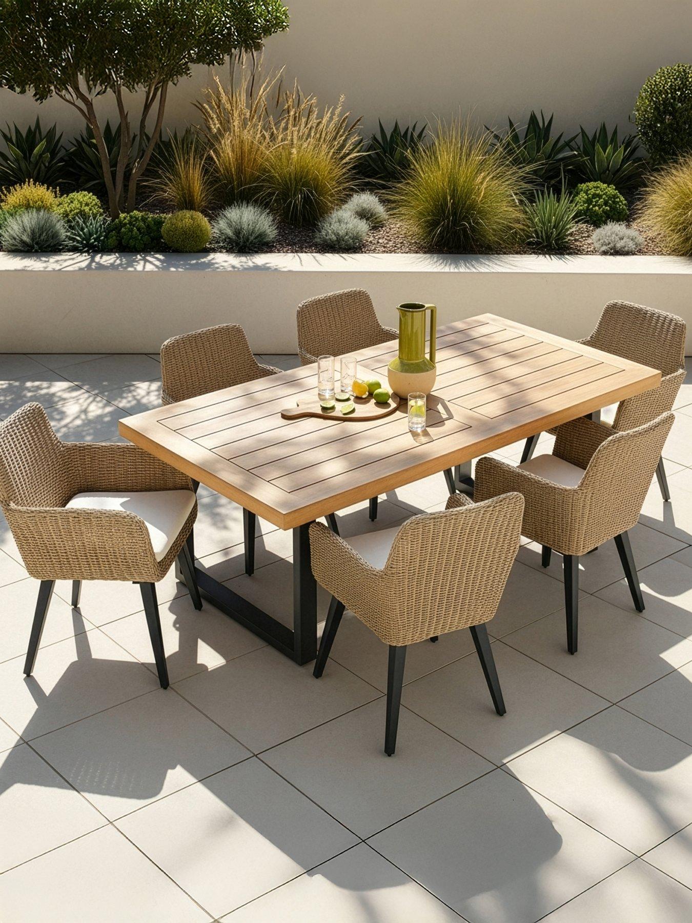 The Very Collection Capri 6 seater dining set