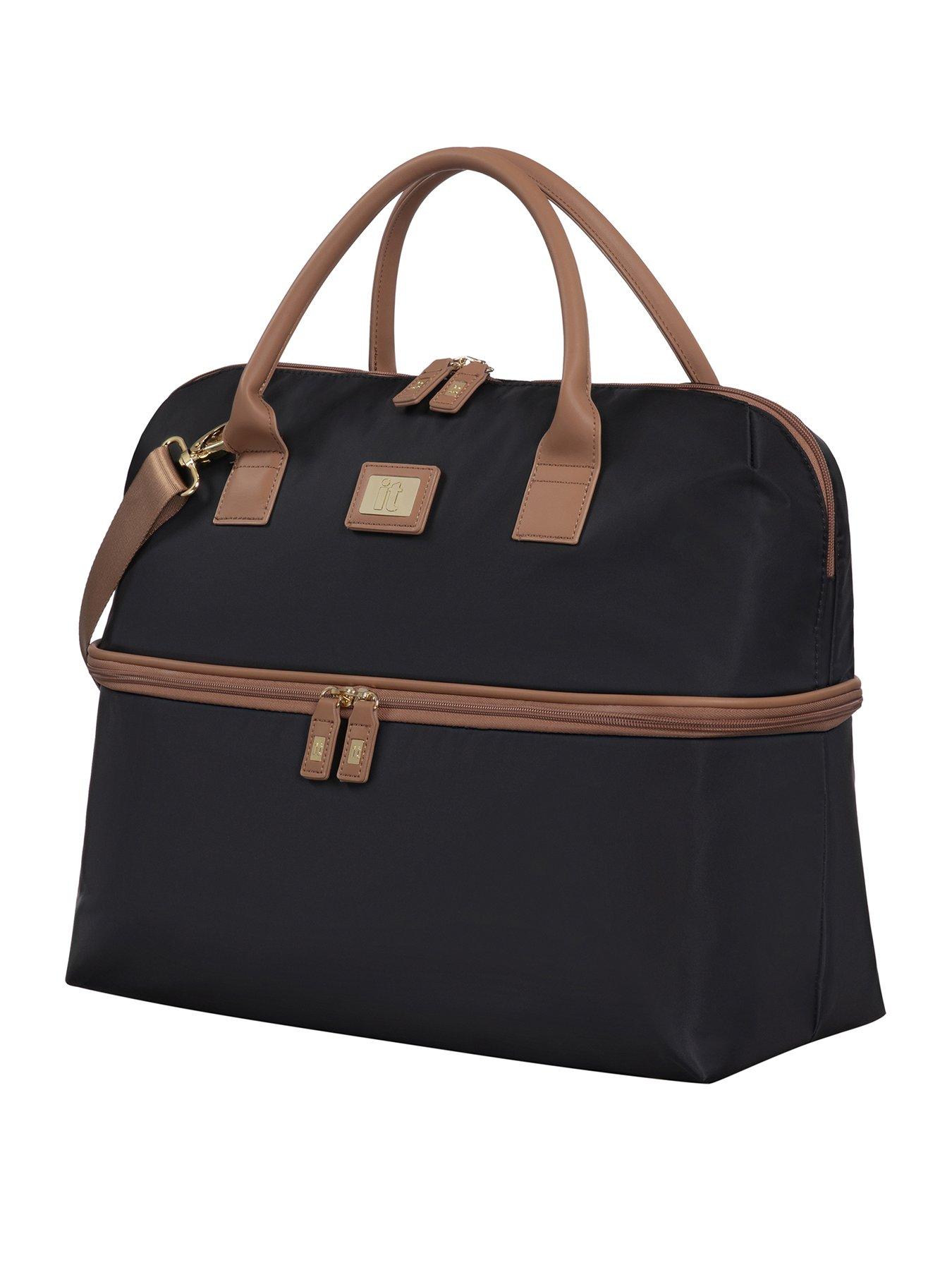 it-luggage-alluring-black-holdall