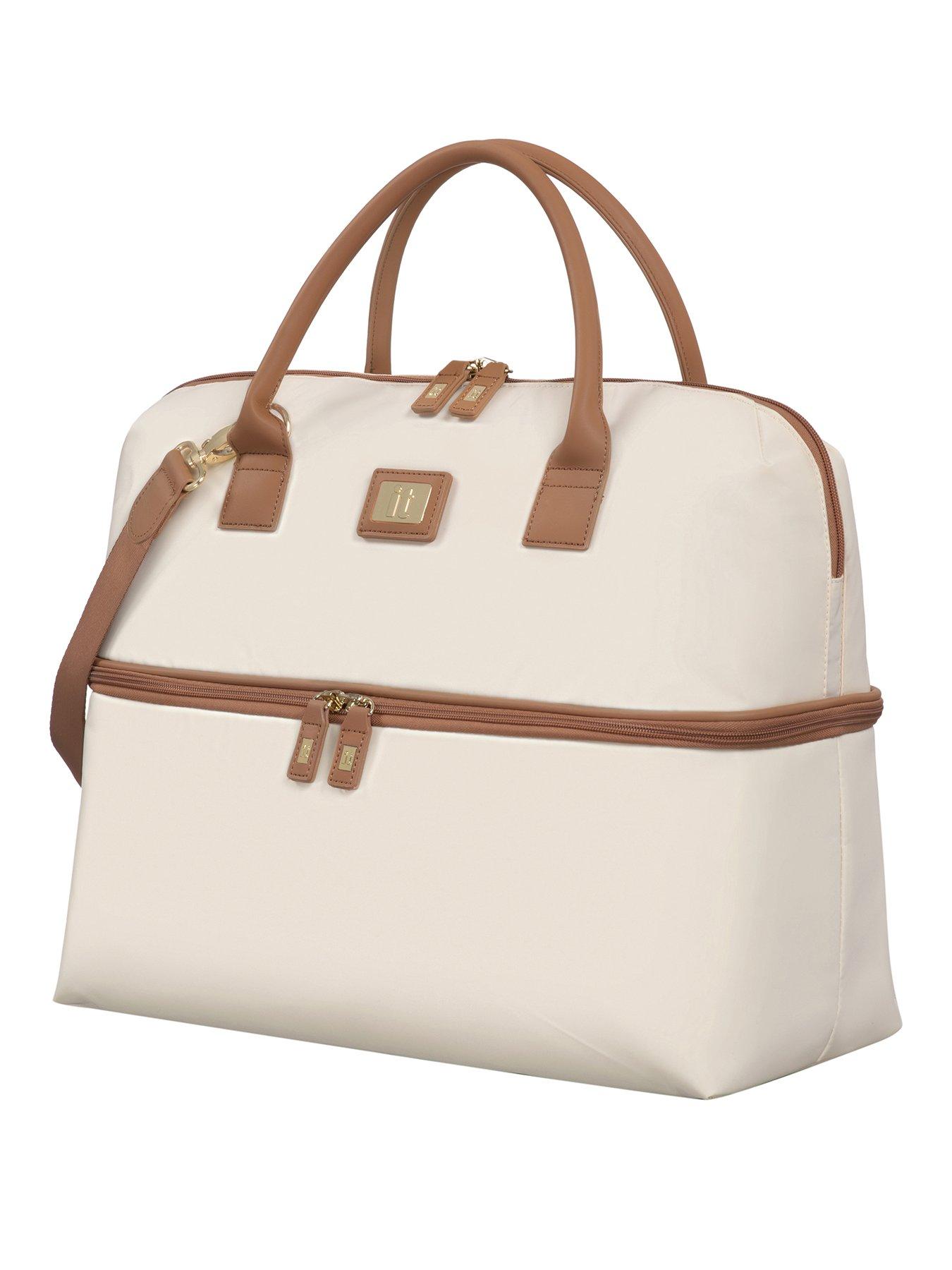 Image 1 of 7 of it Luggage Alluring Cr&egrave;me Holdall