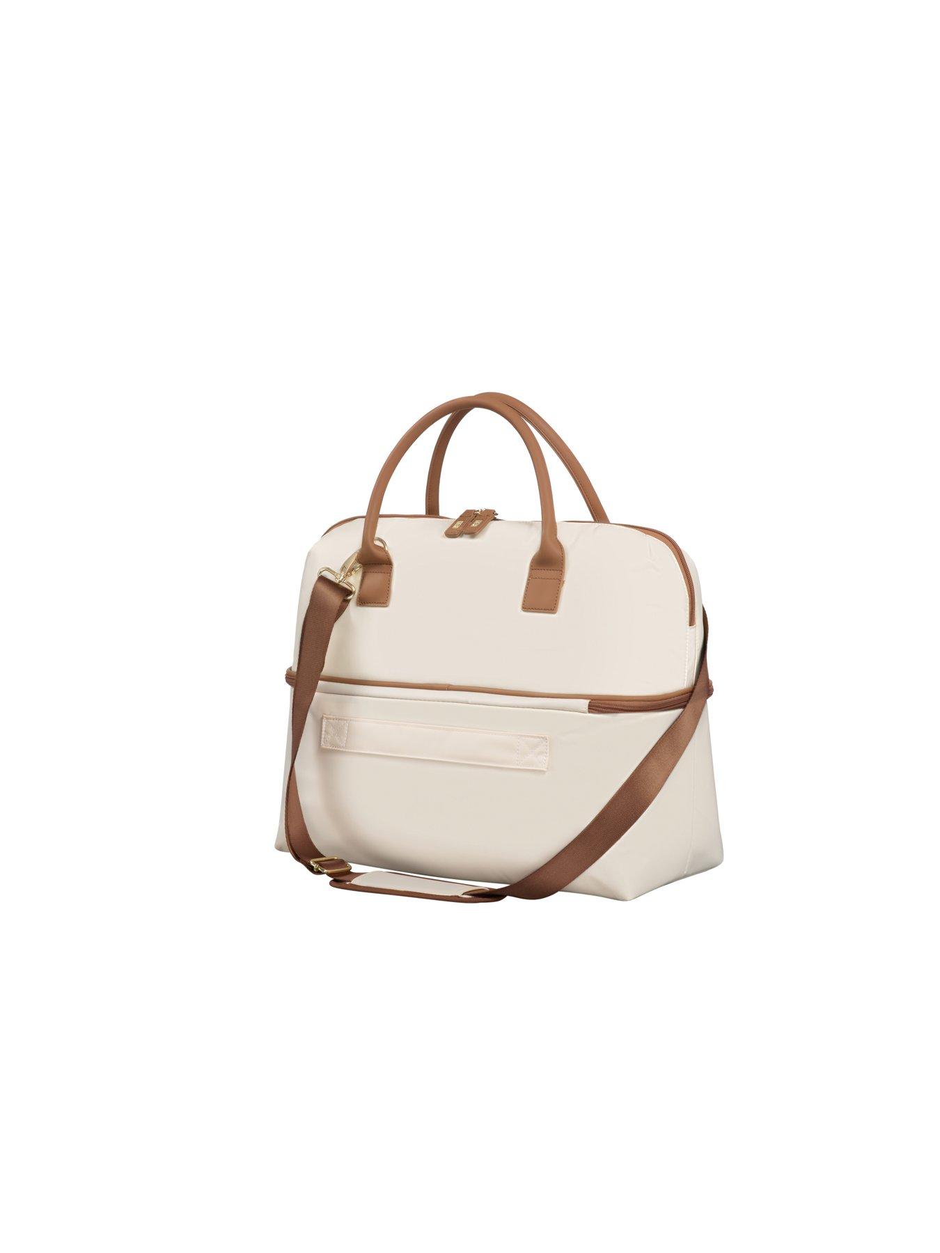 Image 4 of 7 of it Luggage Alluring Cr&egrave;me Holdall