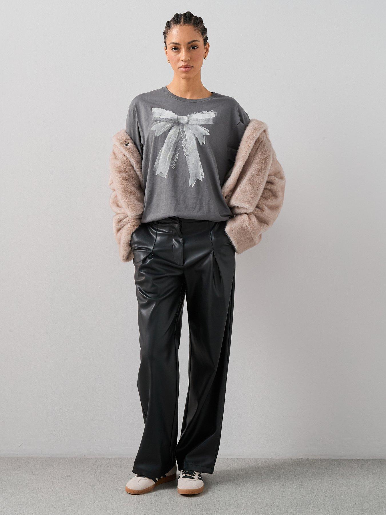 Image 3 of 6 of The Very Collection Bow &amp; Lace Print Oversized Graphic T-shirt - Grey