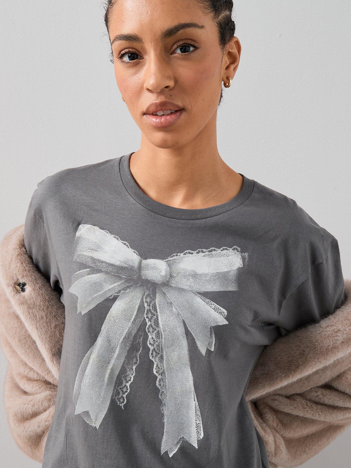 Image 4 of 6 of The Very Collection Bow &amp; Lace Print Oversized Graphic T-shirt - Grey