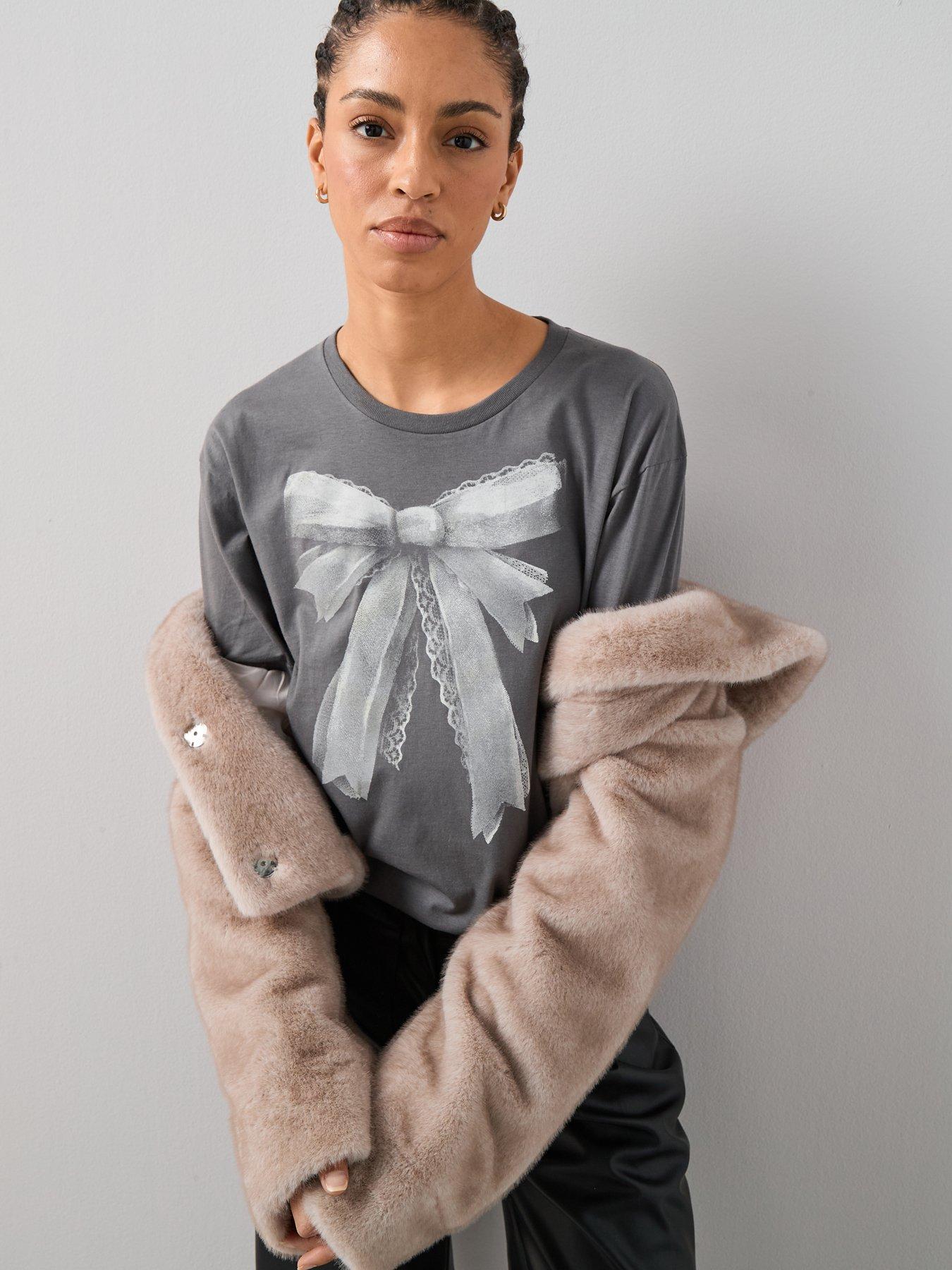 Image 5 of 6 of The Very Collection Bow &amp; Lace Print Oversized Graphic T-shirt - Grey