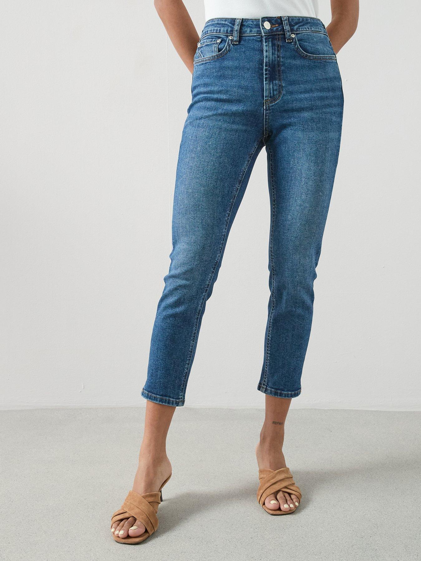 Image 4 of 7 of The Very Collection Denim Capri Jeans - Dark Wash