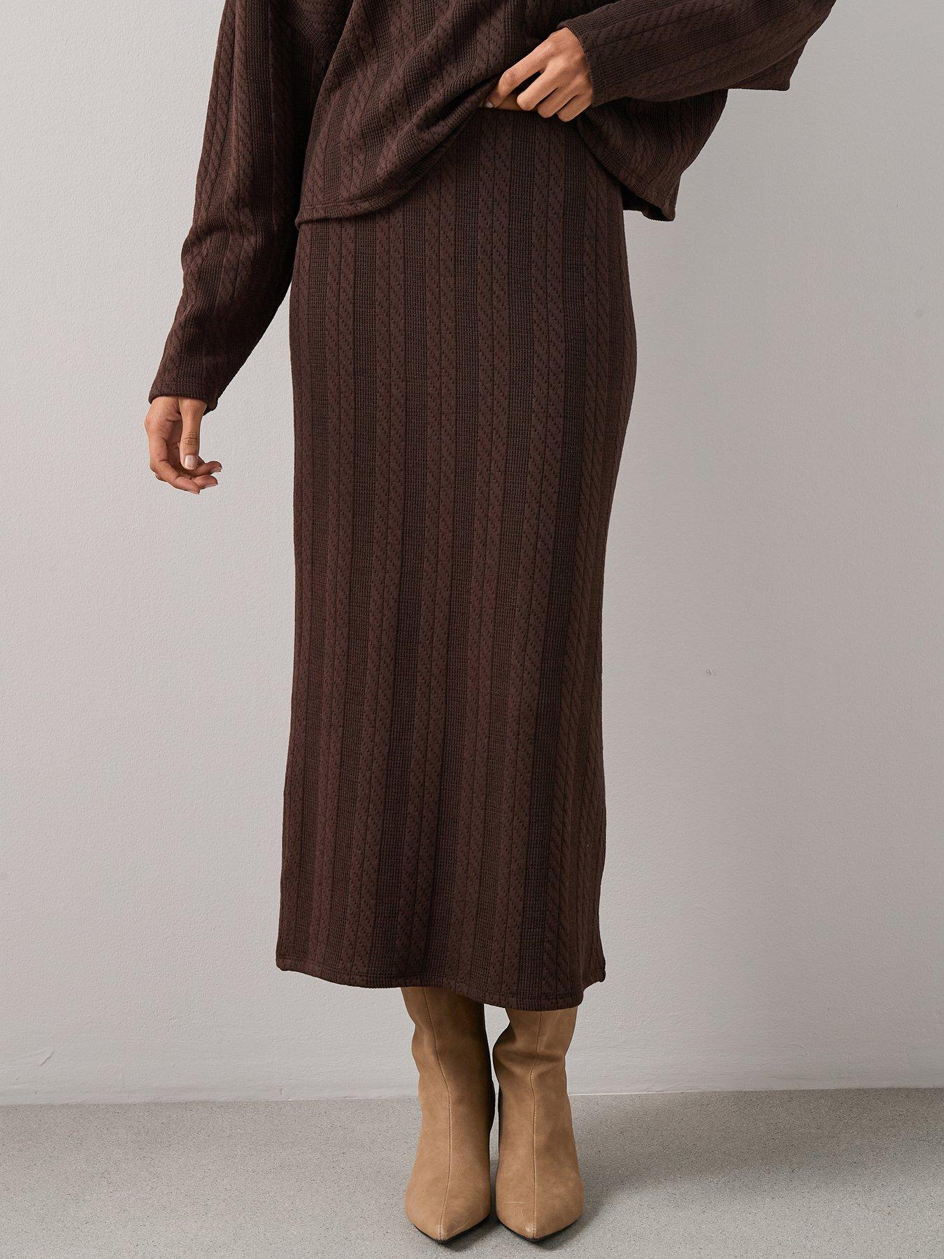 the-very-collection-cable-textured-midaxi-skirt-co-ord-brown