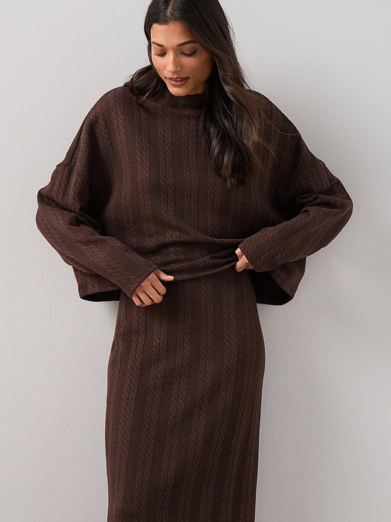 the-very-collection-cable-textured-midaxi-skirt-co-ord-brownoutfit
