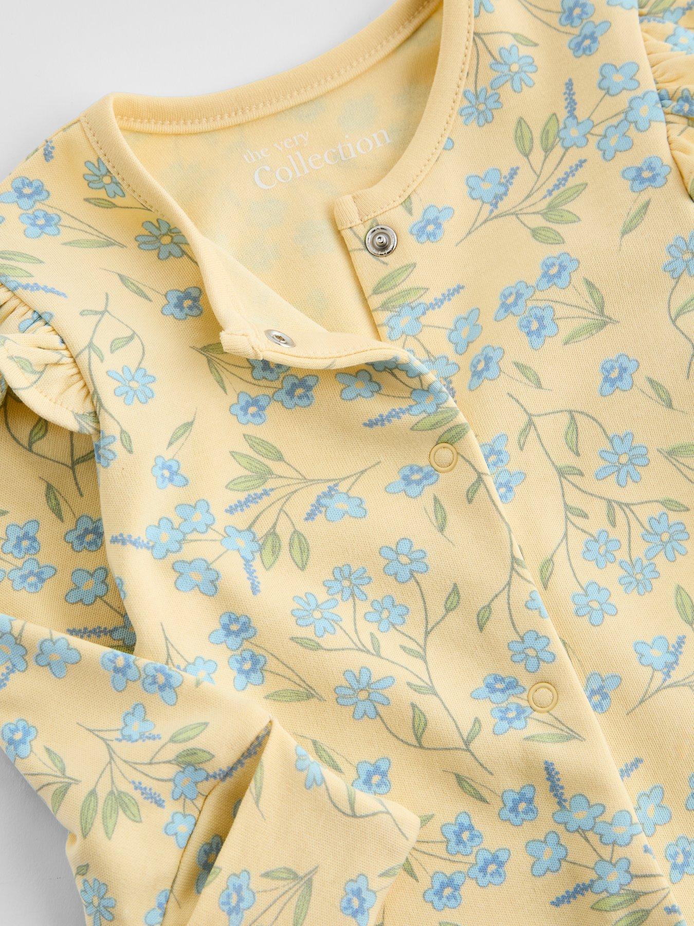 the-very-collection-baby-girl-3-pack-vintage-floral-sleepsuitsdetail