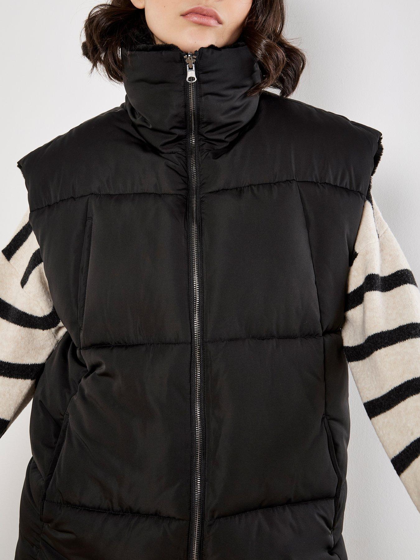 Apricot Reversible Oversized Puffer Jack - Black