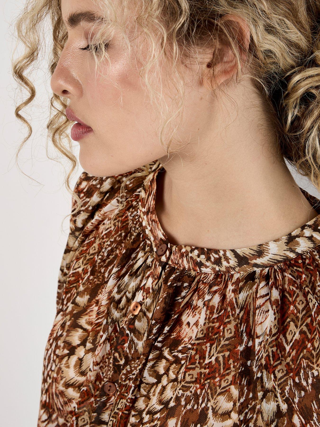 apricot-feather-patchwork-chiffon-top-greenoutfit