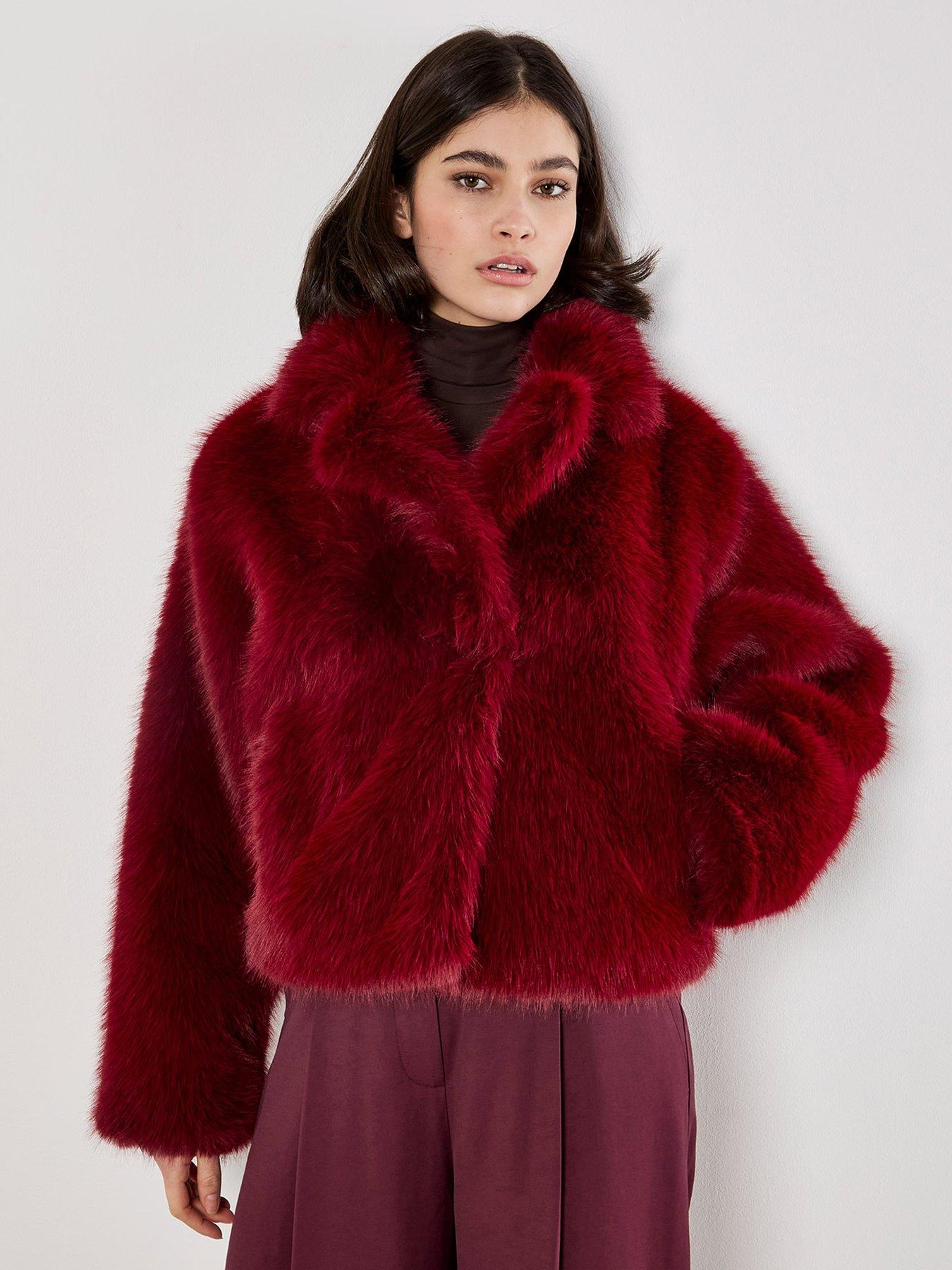 apricot-faux-fur-collar-short-coat-red
