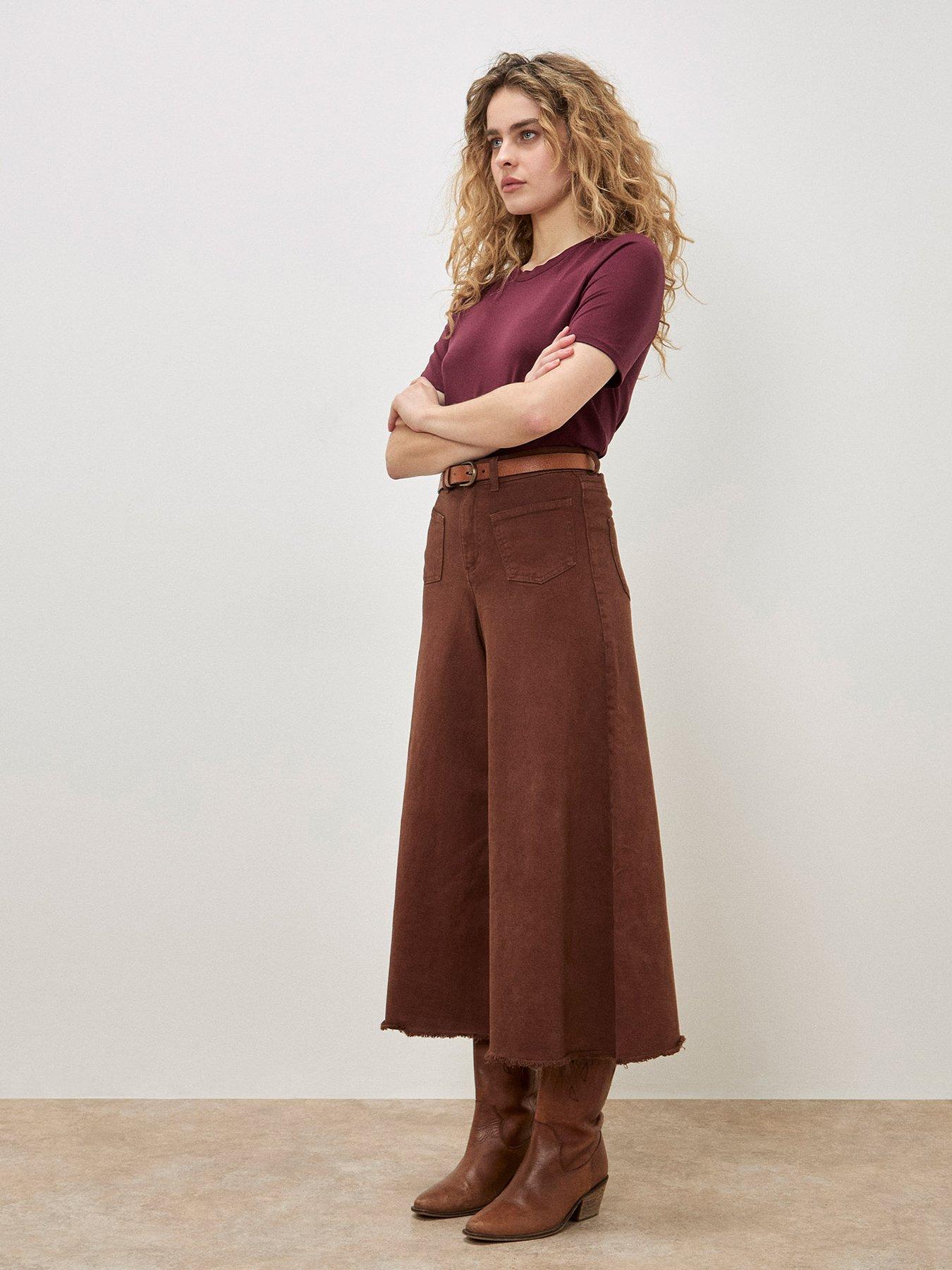 apricot-giana-pocket-front-wide-jean-blueoutfit