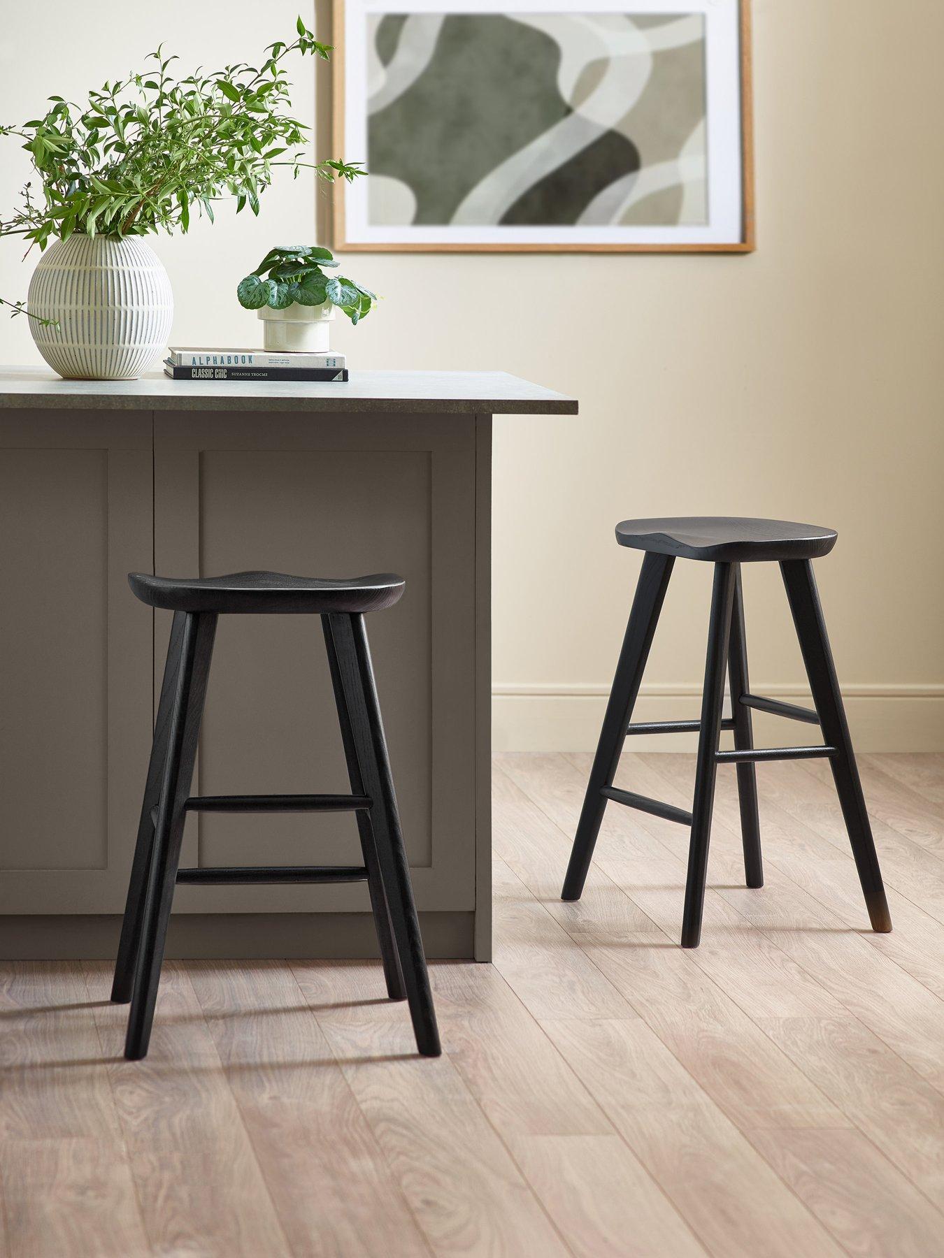 Julian Bowen Mulu Solid Oak Bar Stool