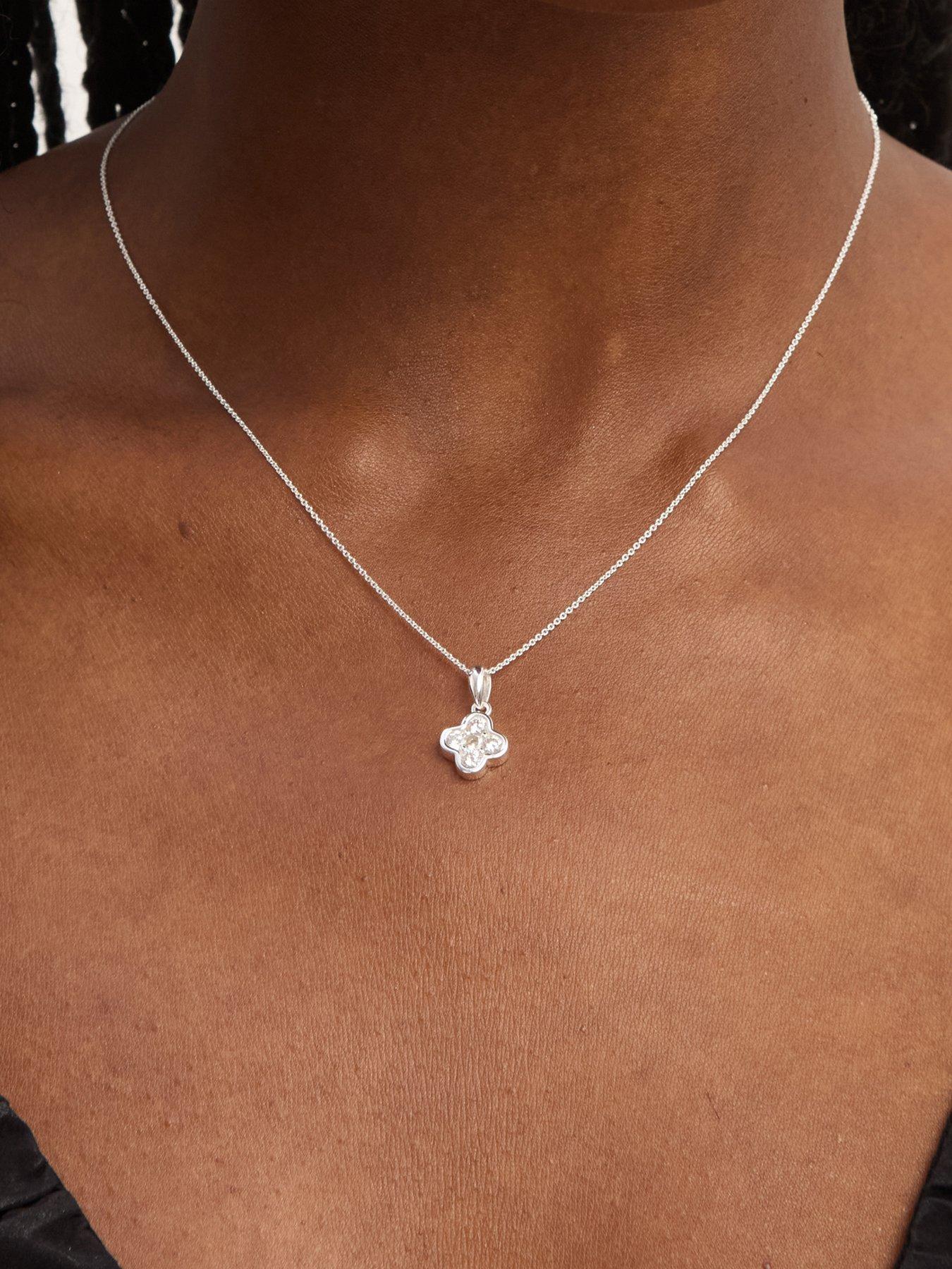 Image 3 of 3 of Simply Silver Simply Silver Sterling Silver 925 Cubic Zirconia Clover Pendant - Gift Pouch