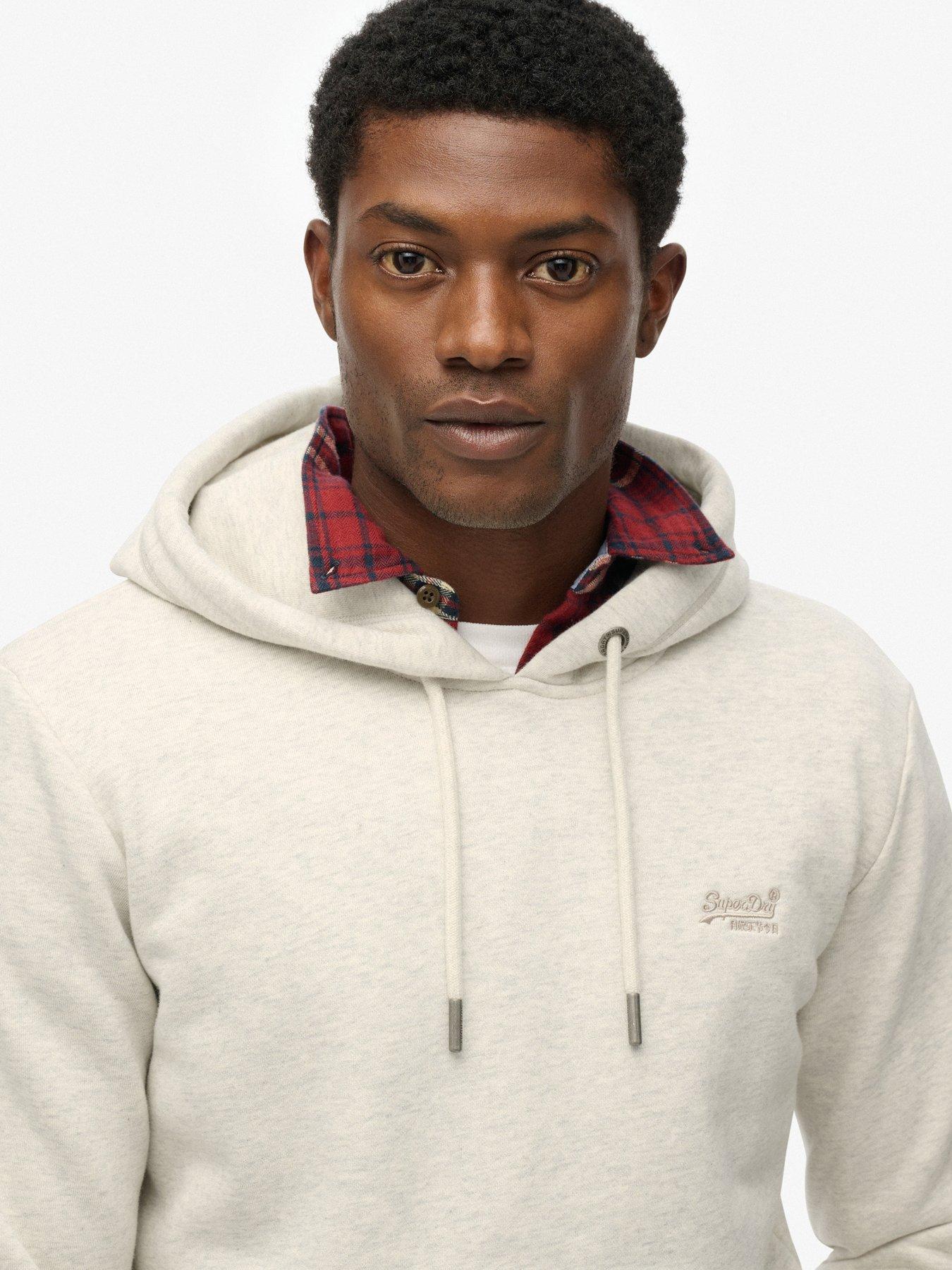 superdry-essential-logo-hoodie-greyoutfit