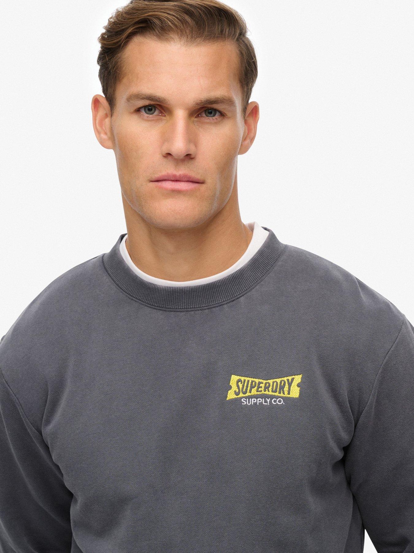 superdry-heritage-tab-loose-crew-sweat-blueoutfit