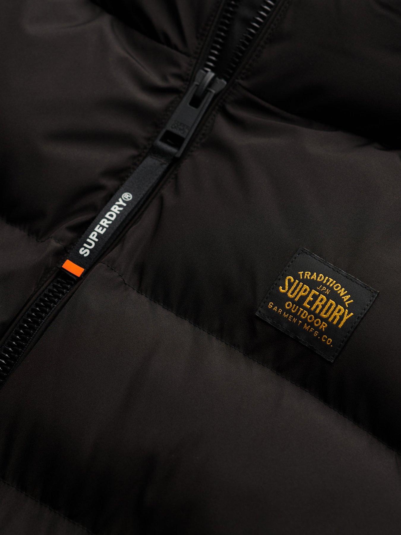 Image 7 of 7 of Superdry Sports Padded Gilet - Black