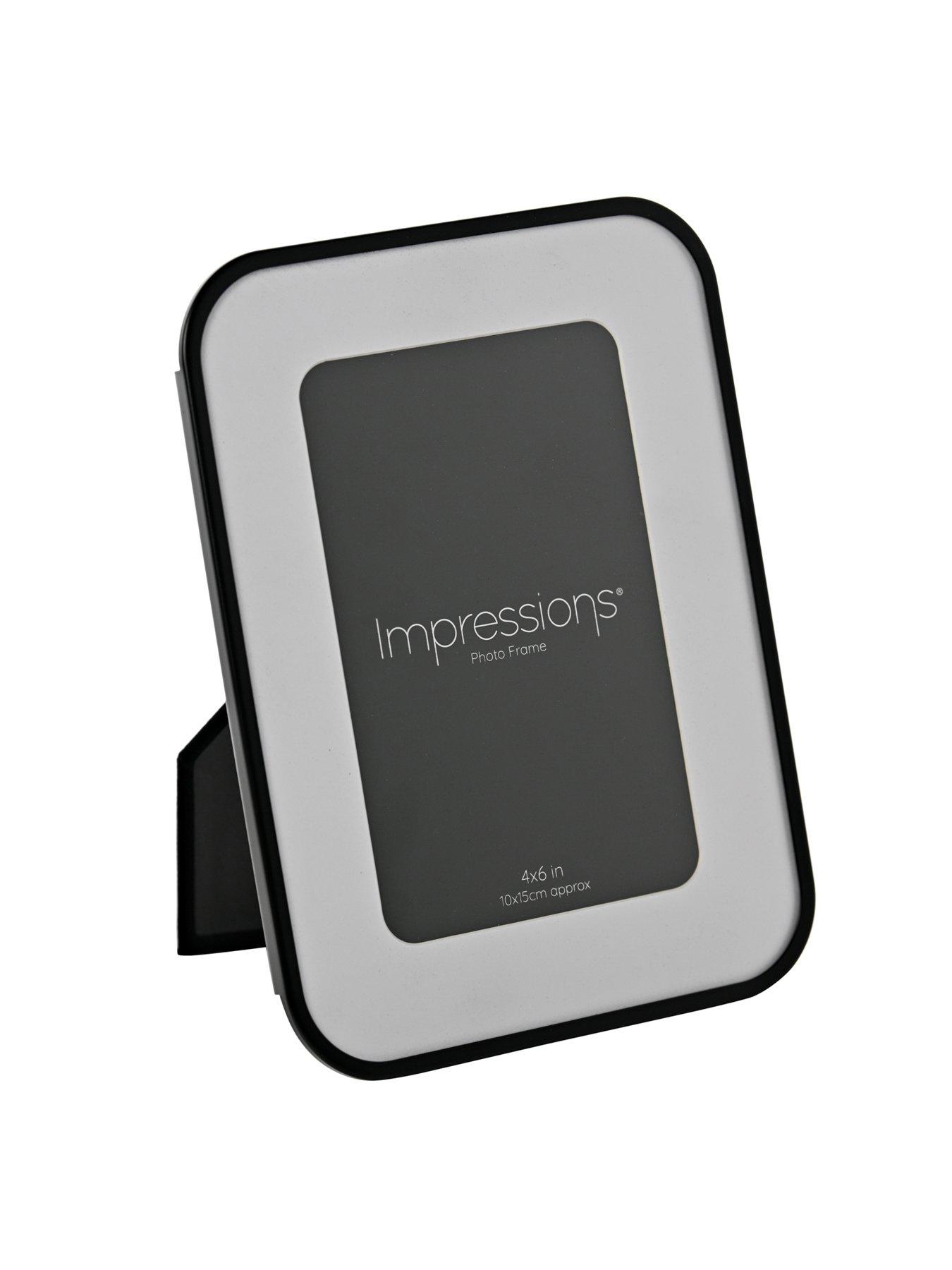 Hestia Impressions Black Oval Corner Photo Frame 4" X 6"