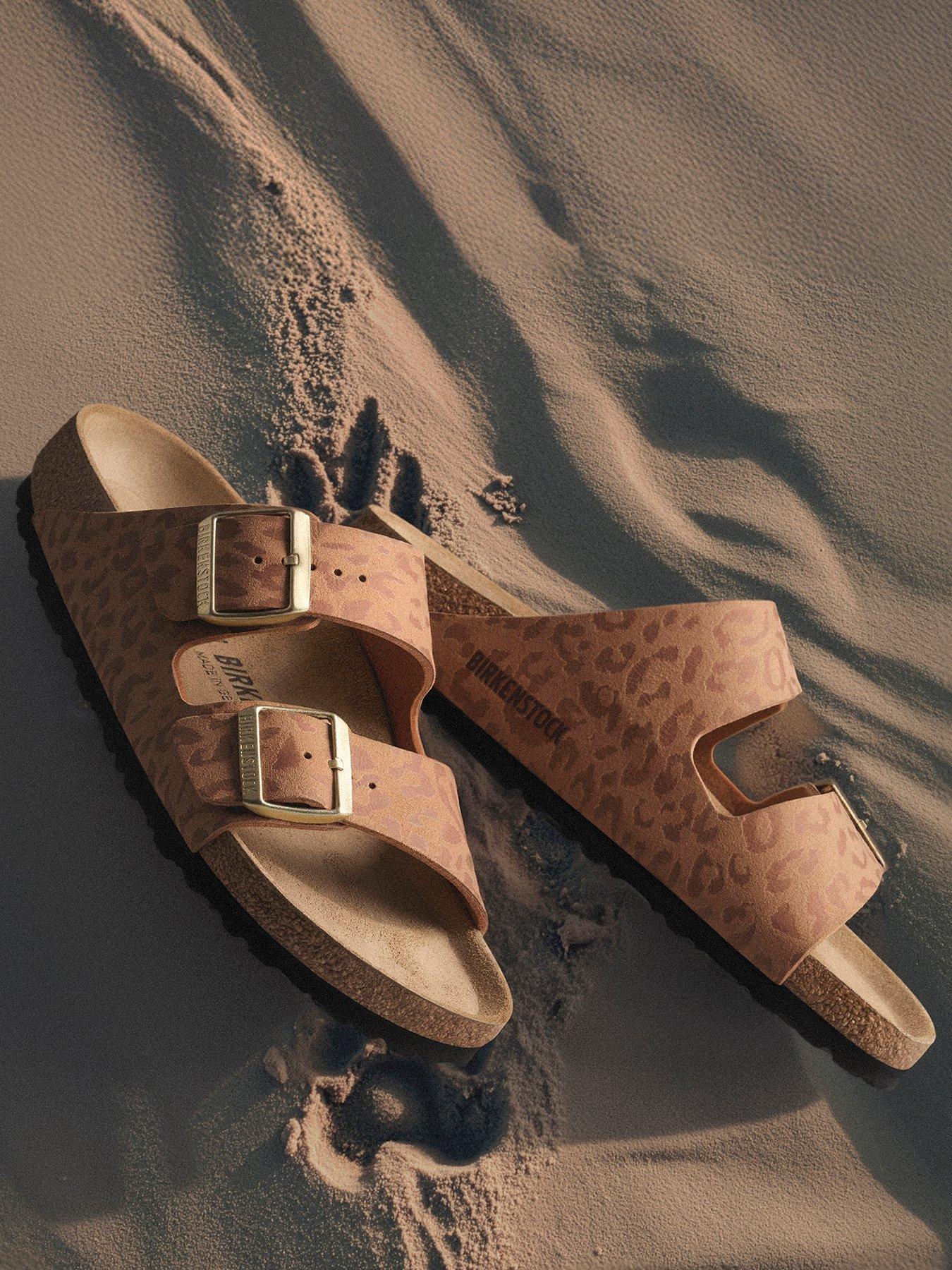birkenstock-arizona-leopard-print-sandal-leo-pecan