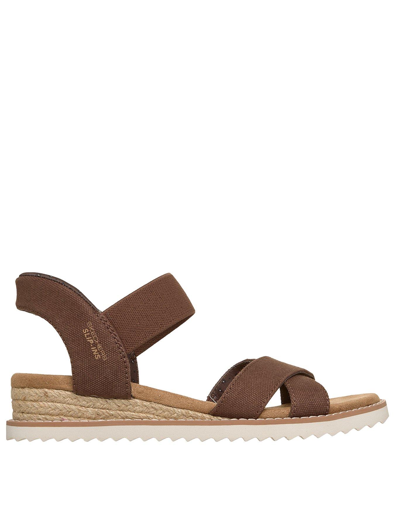 Skechers Desert Kiss Golden Lily Slip-ins Sandal - Chocolate Washed Canvas