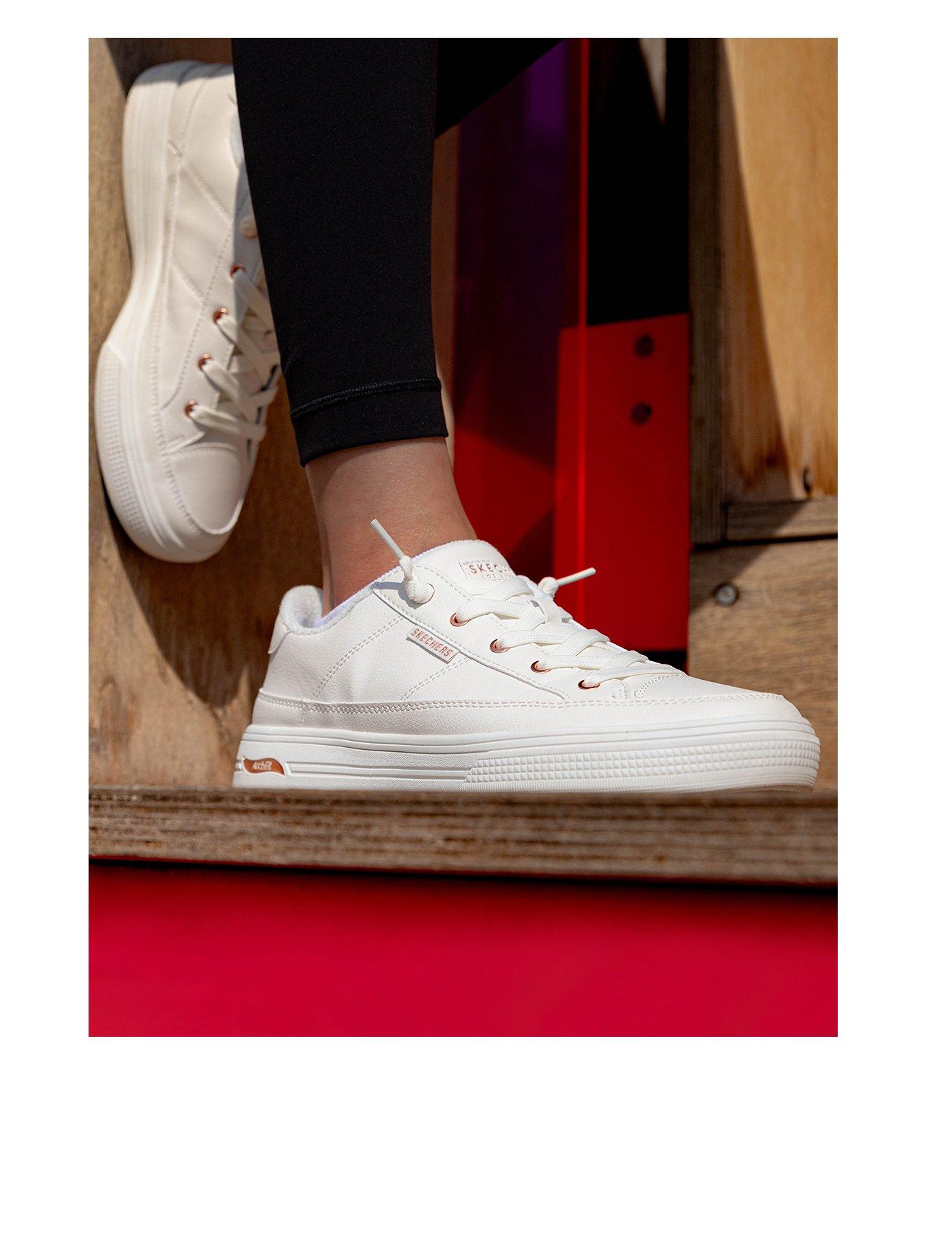 skechers-wide-fit-arch-fit-arcade-see-you-there-bungee-lace-canvas-plimsoll-white