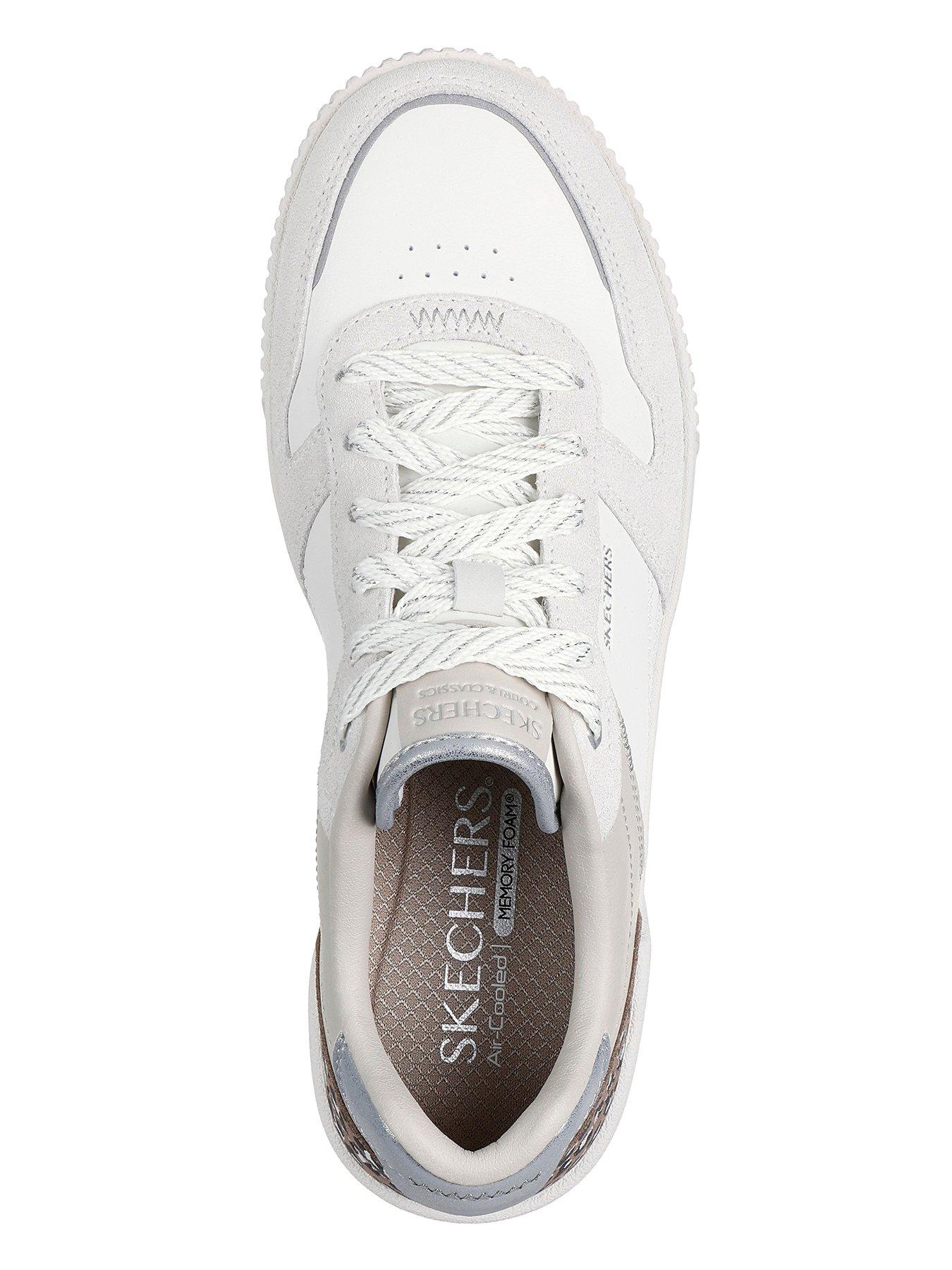 skechers-jade-lustrous-luxury-suede-trainer-whiteoutfit