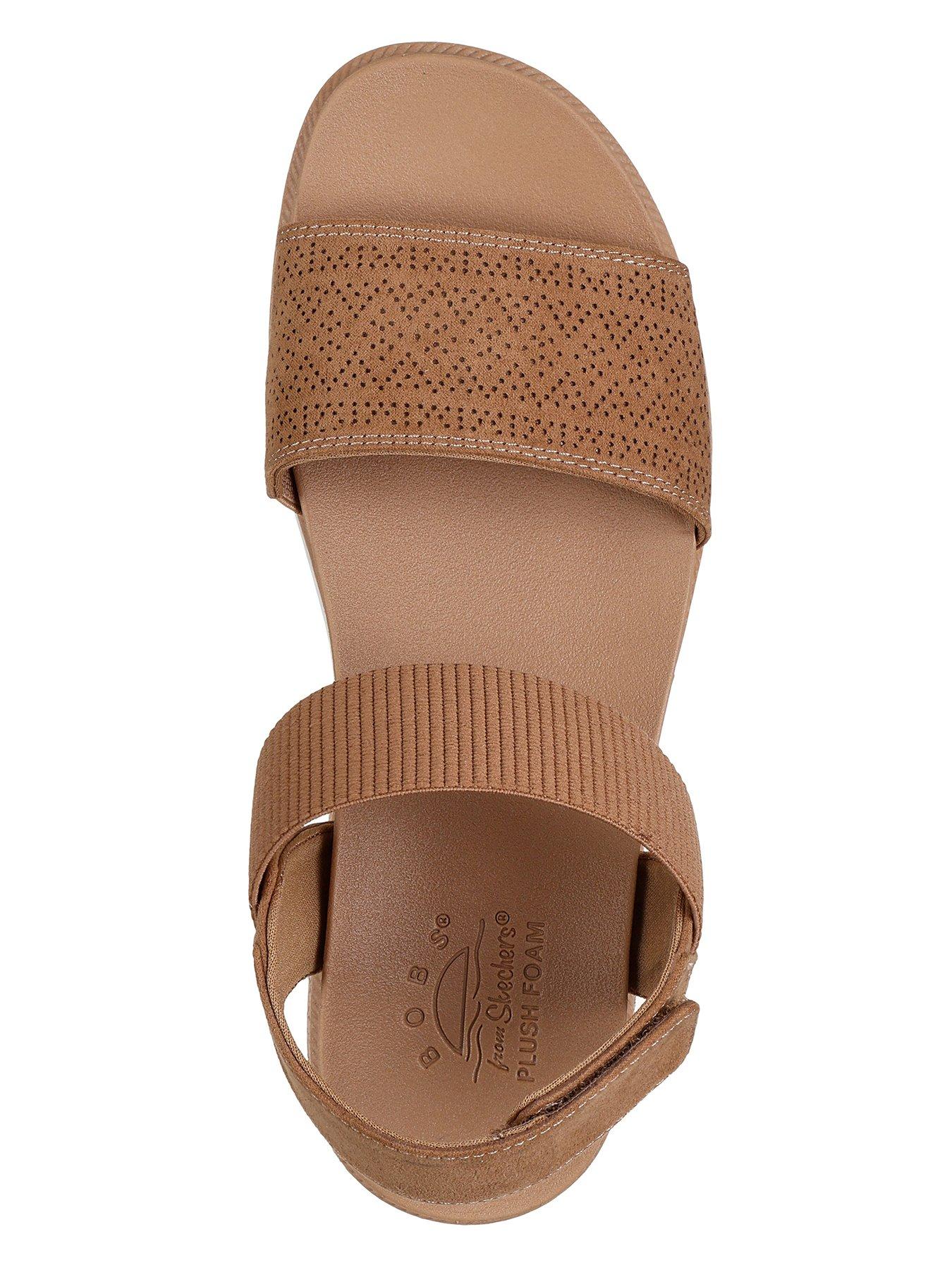 skechers-desert-kiss-low-top-look-sandal-chestnut-microfiberoutfit