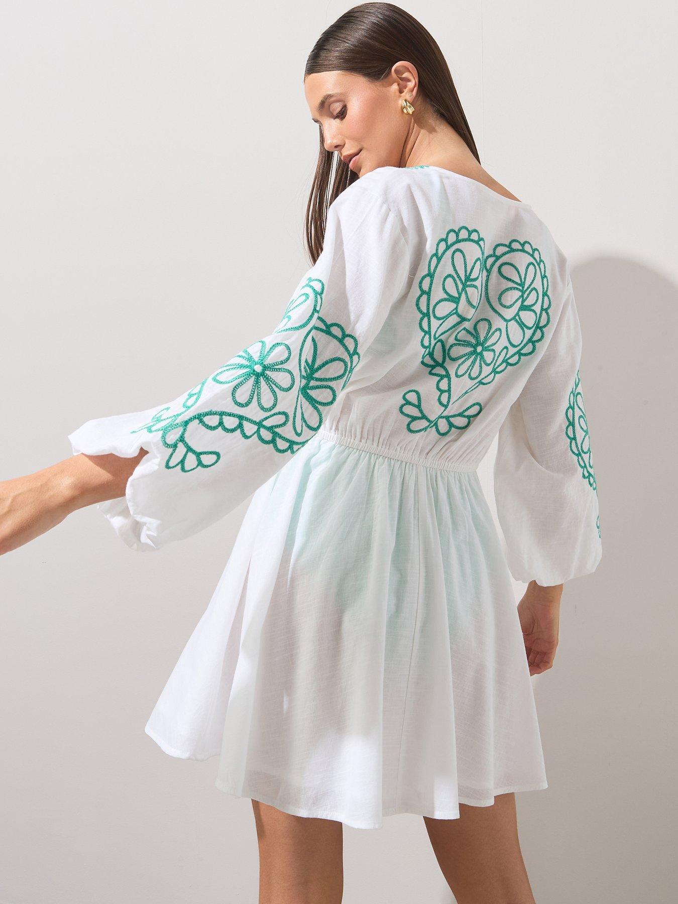 the-very-collection-embroided-dressfront