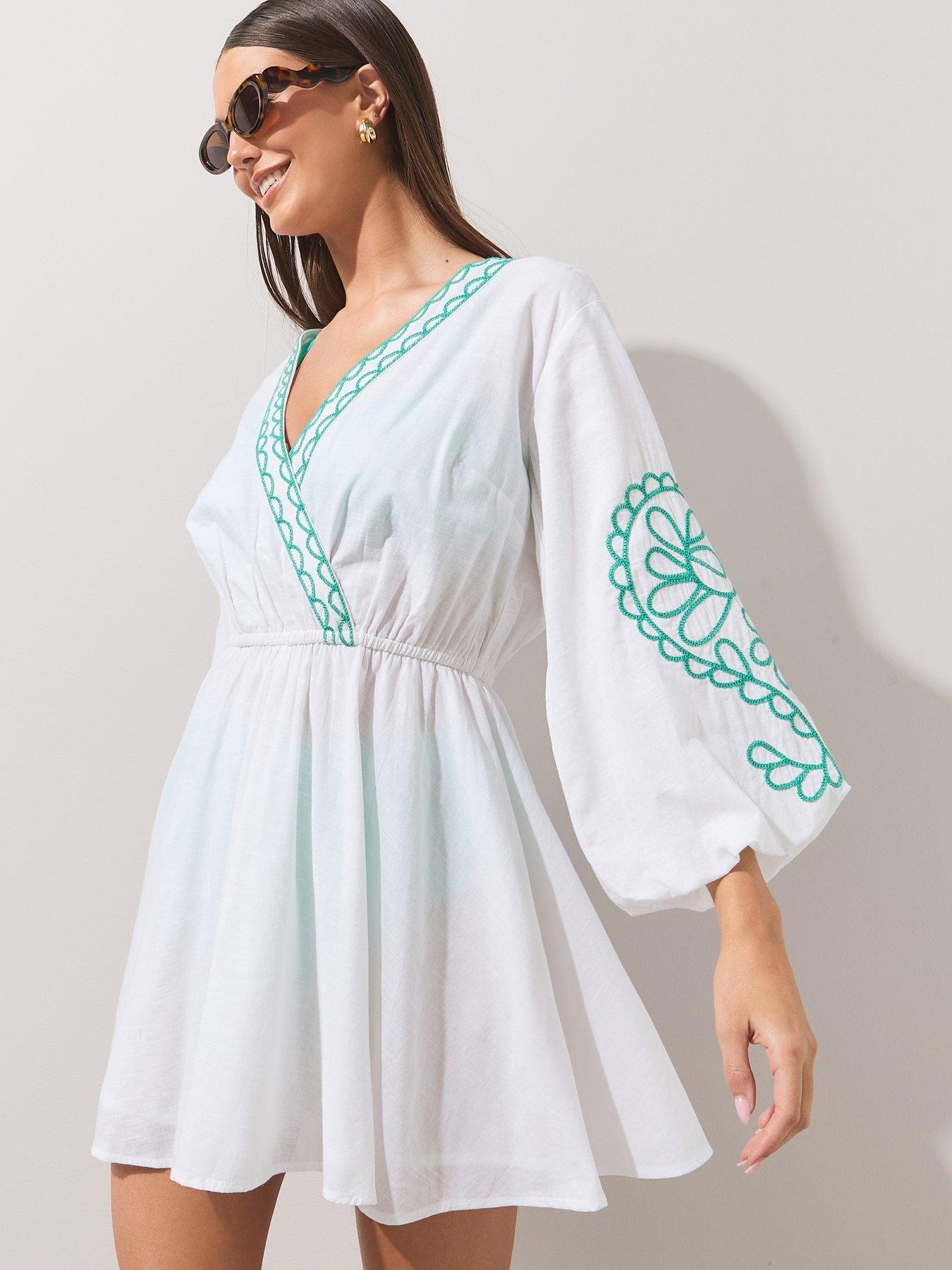 the-very-collection-embroided-dressdetail