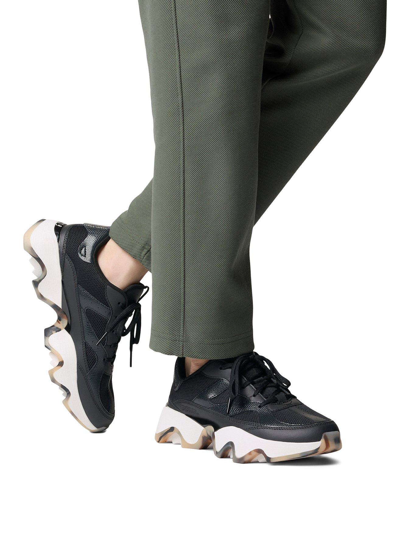 sorel-womens-kinetic-array-trainers-blackstillFront