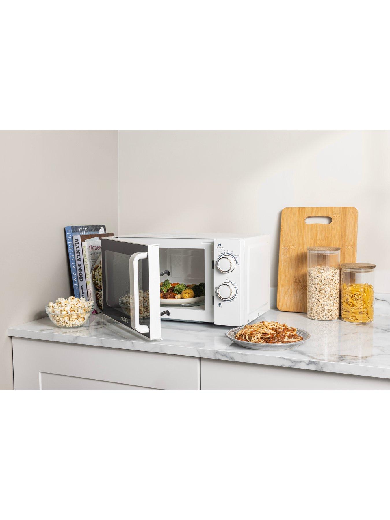 haden-20l-800wnbspmicrowave-whiteoutfit