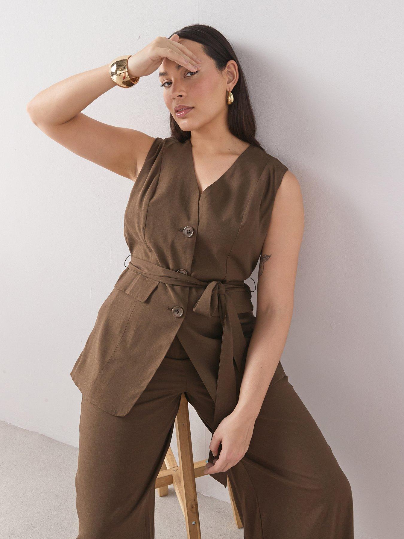 Image 3 of 6 of The Very Collection Curve Longline Linen Co-ord&nbsp;Waistcoat