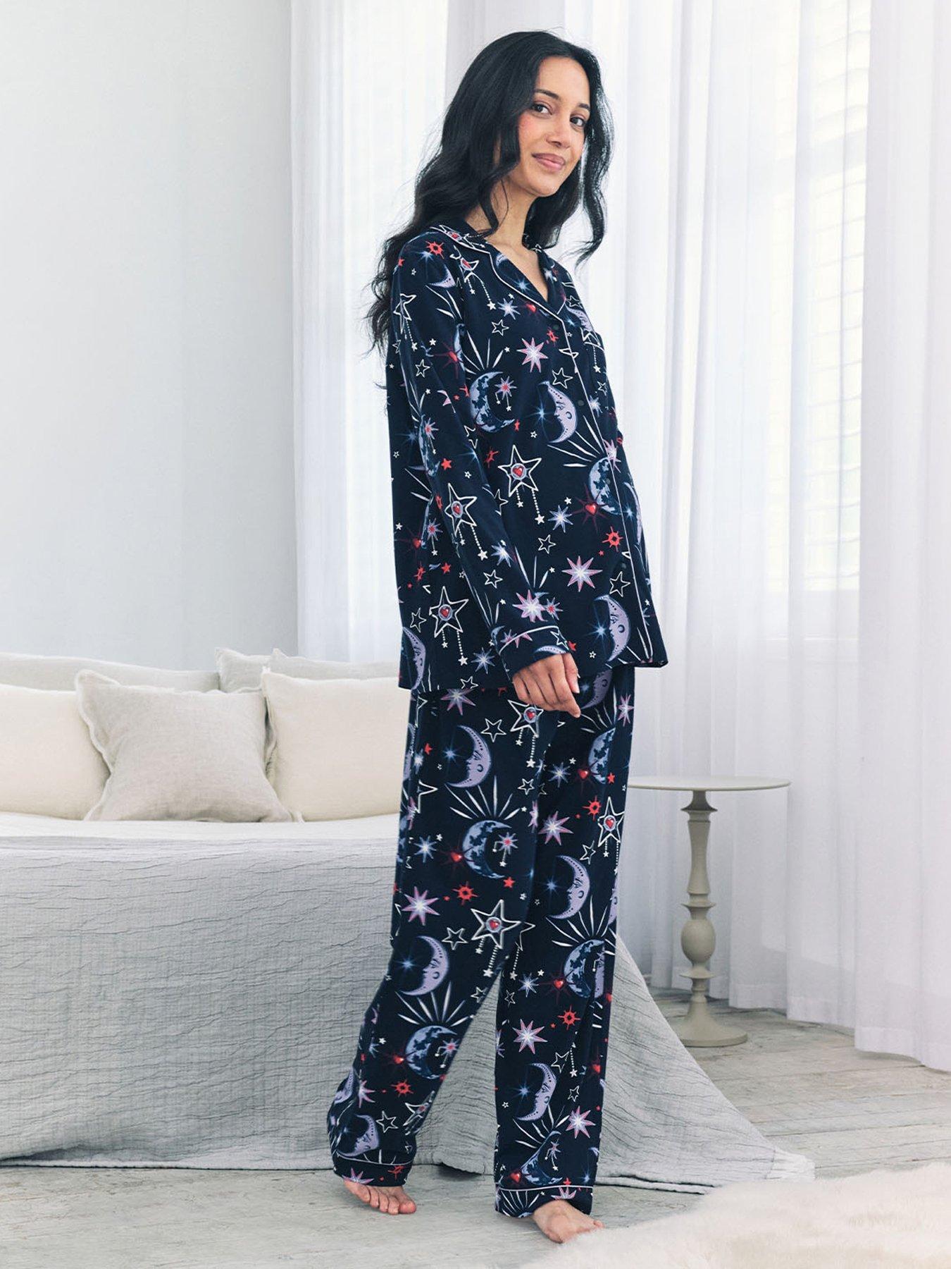 CHELSEA PEERS Chelsea Peers Maternity Long Button Up Set With Moon Print