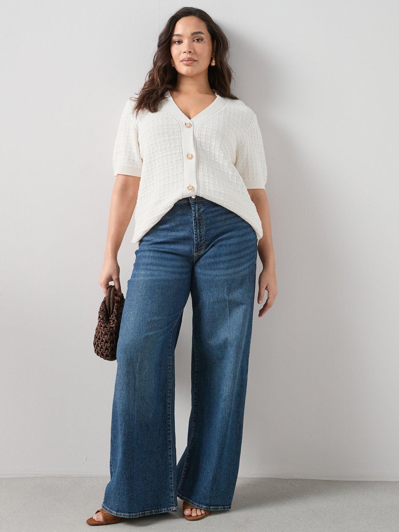 the-very-collection-curve-shell-button-short-sleeve-cardigandetail
