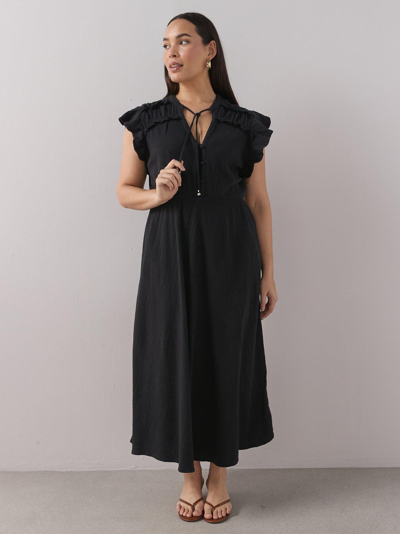 Image 3 of 6 of The Very Collection Curve Cheesecloth Waisted Midi Dress