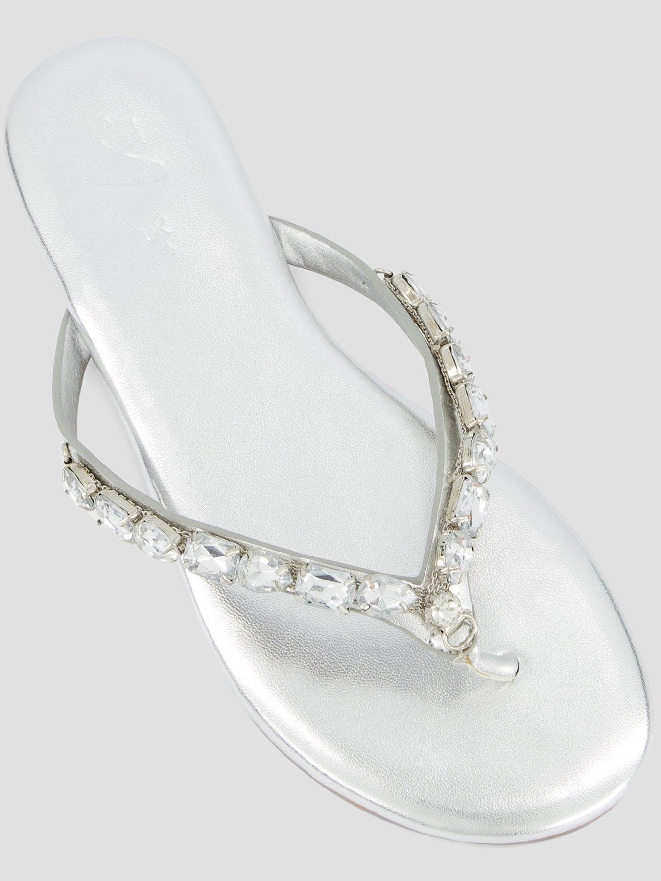 the-very-collection-wide-fit-embellished-toe-post-sandals-silveroutfit