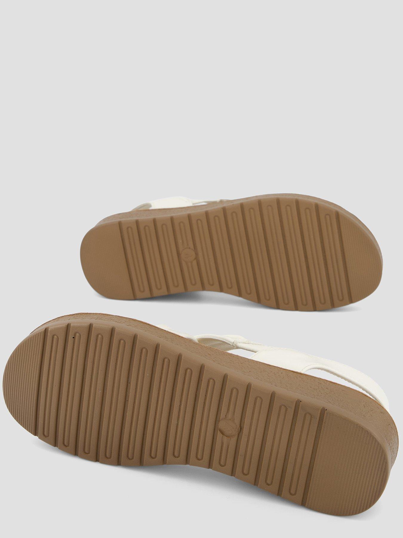 the-very-collection-comfort-flat-sandal-with-cross-strap-creamdetail
