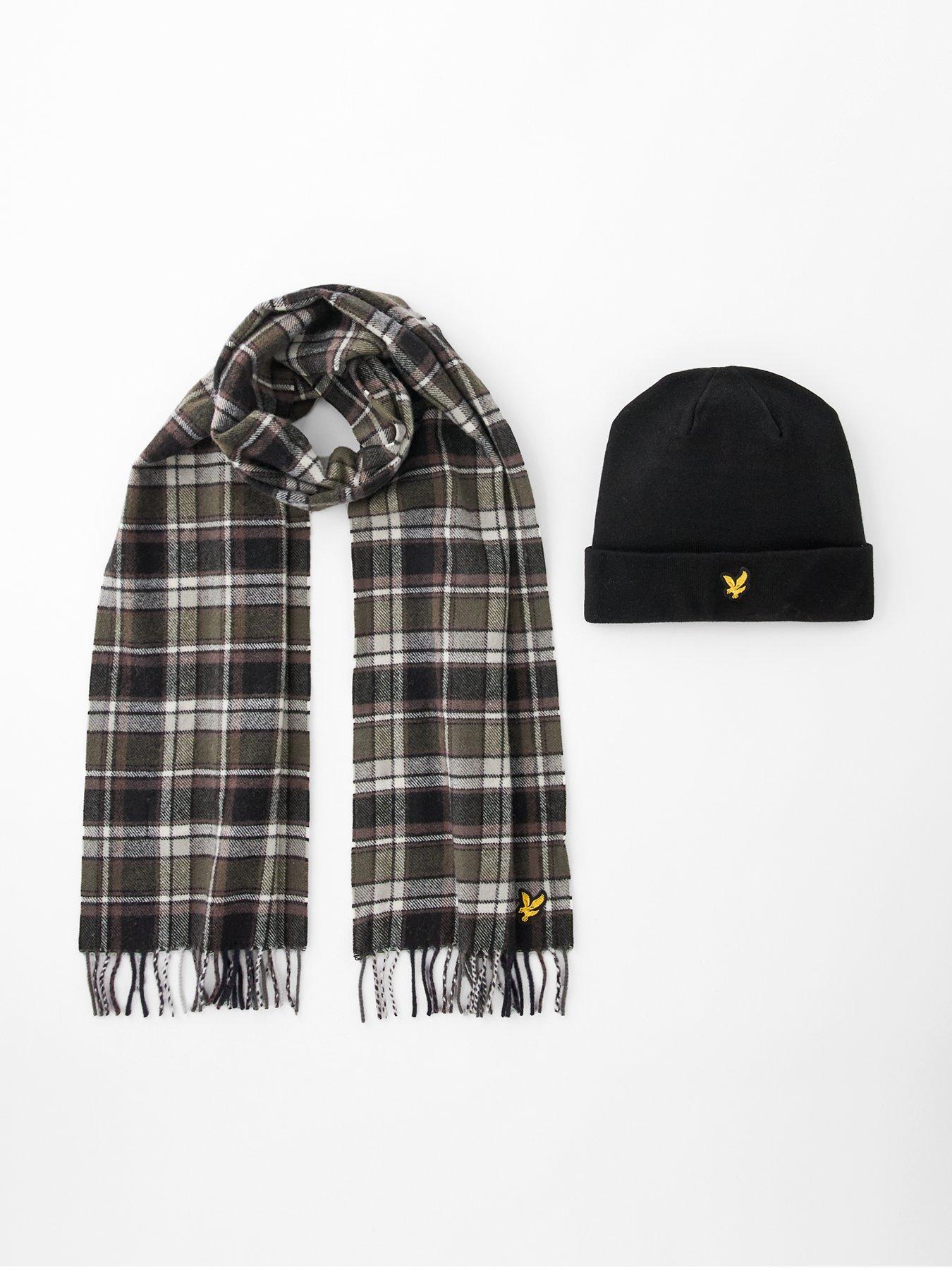 Lyle & Scott Lambswool Blend Scarf And Beanie Set - Black
