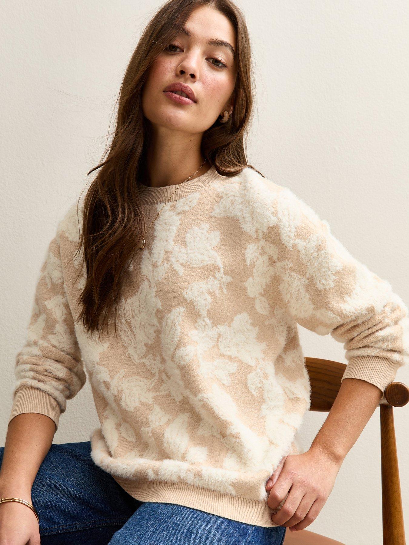 new-look-light-brown-brushed-floral-crew-neck-jumper