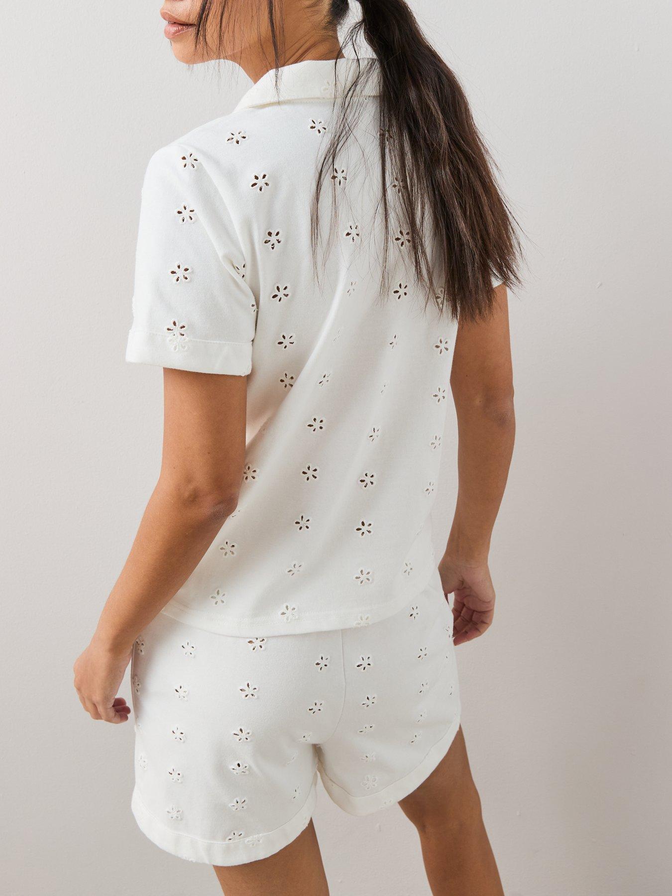 Image 6 of 7 of The Very Collection Cotton Rich Broderie Pyjama Set - White