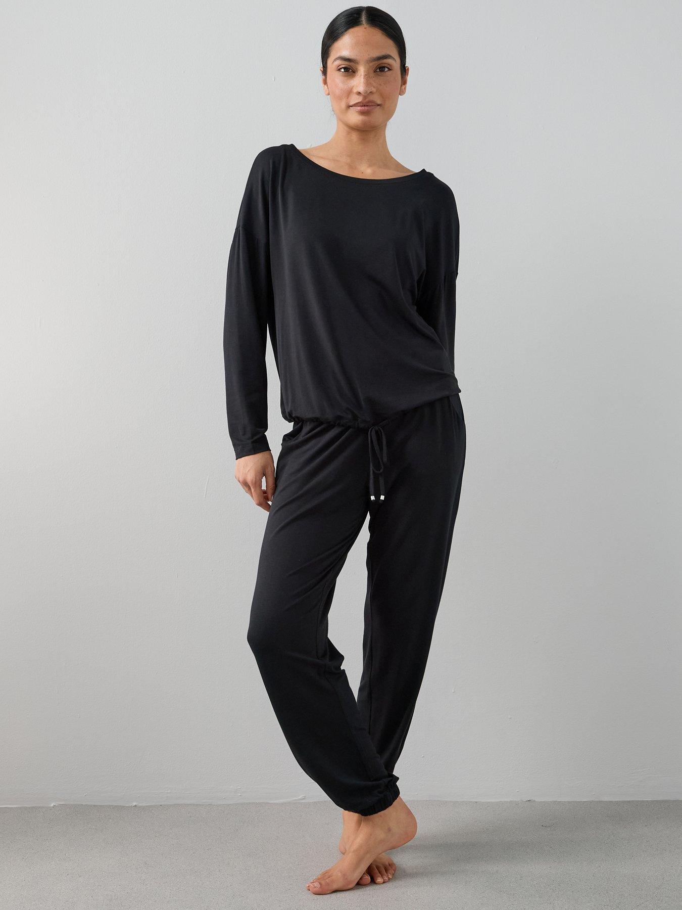 Image 4 of 7 of The Very Collection Womens Off-The-Shoulder Slouchy Pyjama Set - Black