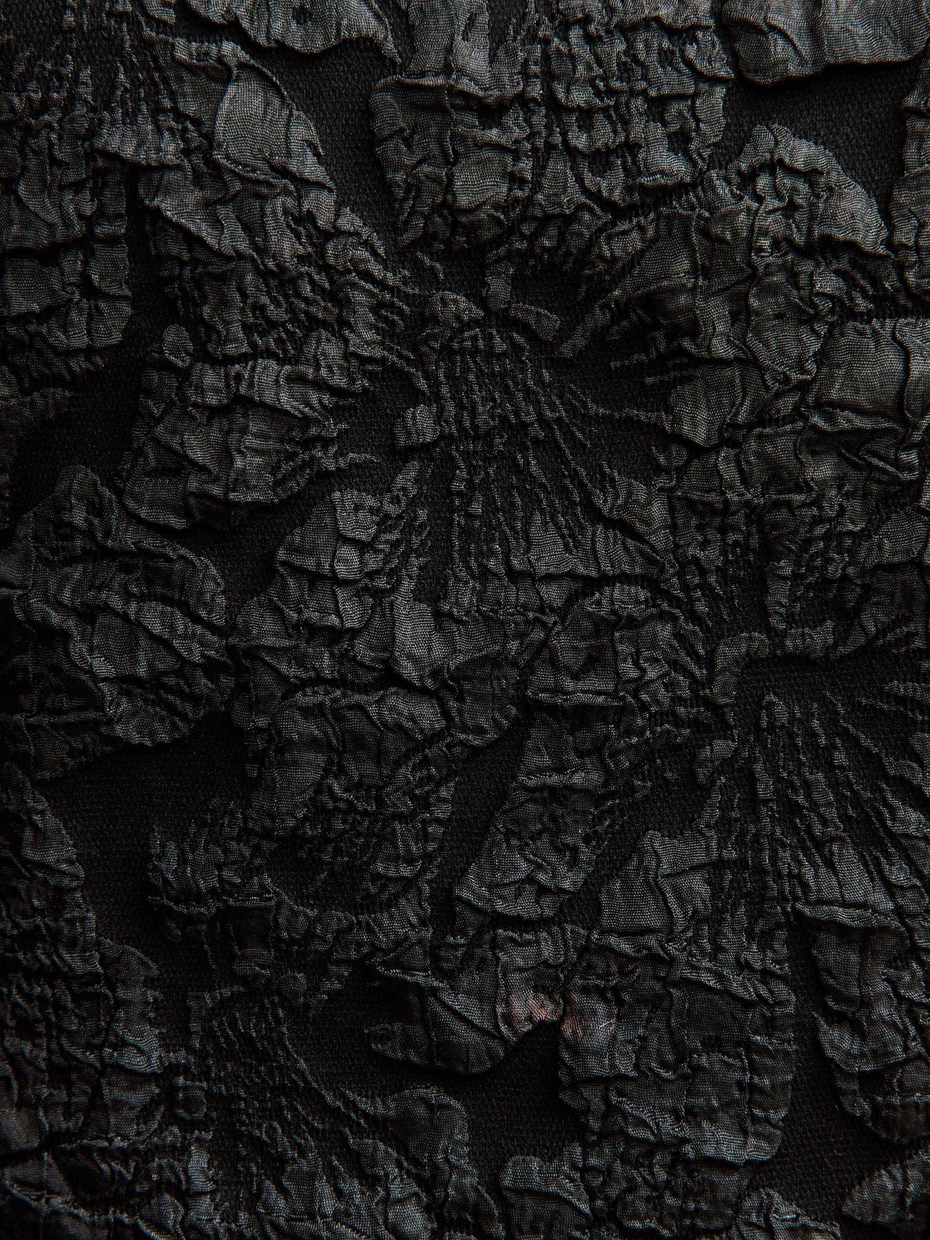 new-look-black-floral-jacquard-short-sleeve-topdetail