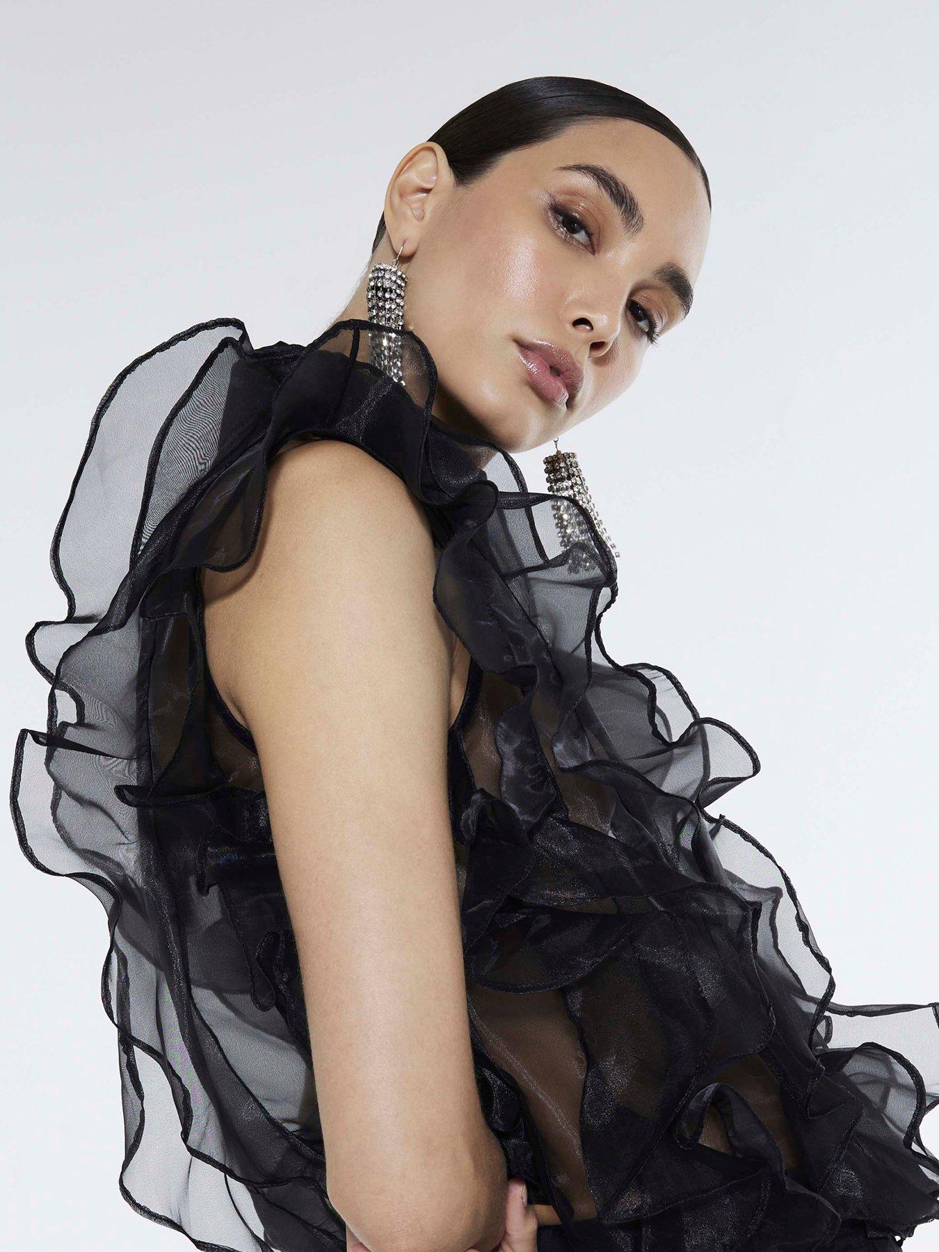 river-island-ruffle-blouse-blackoutfit